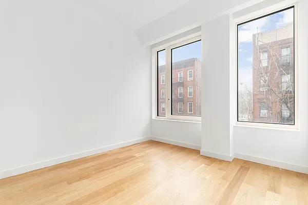 Sold by Douglas Elliman | media 21