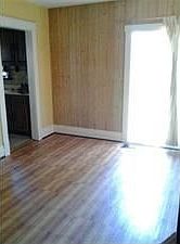 4th image of 2703 La Salle Ave