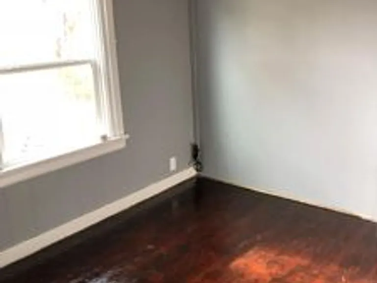 1509 Milton St — Photo 11