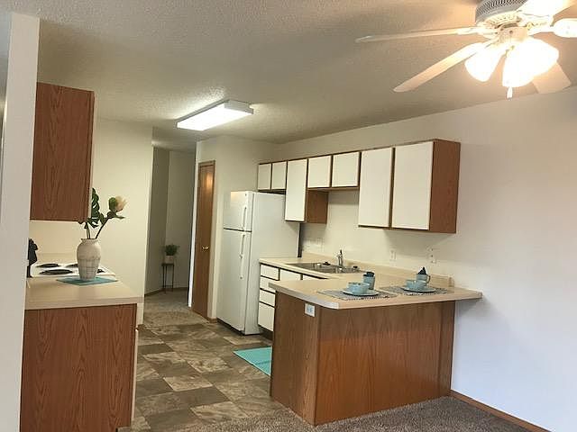 1st image of 1920 Dakota Dr N #103