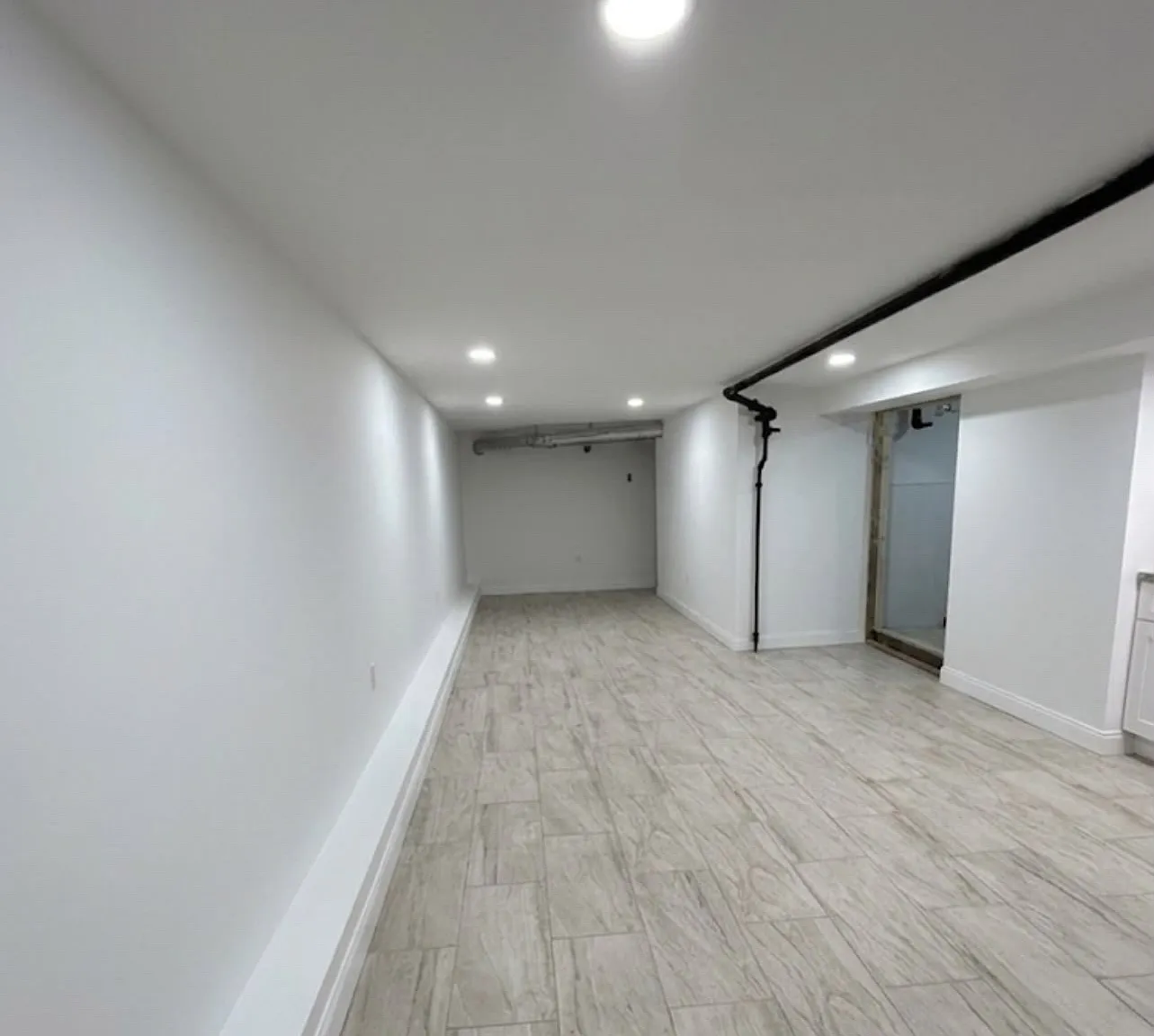 Studio, 2340 sqft, $1,800 — Photo 2