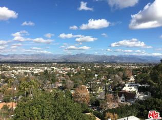 4100 Witzel Dr, Sherman Oaks, CA 91423