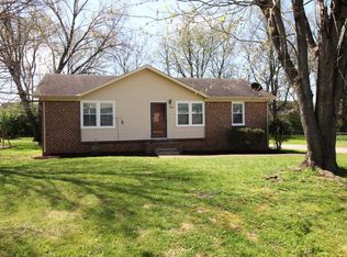 1641 Williamson Dr, Columbia, TN 38401