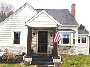 2021 Coles Knob Rd NE, Check, VA 24072