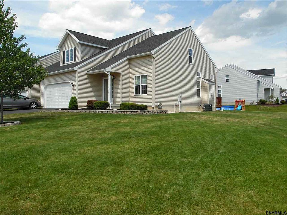 1st image of 16C Pointe West Dr