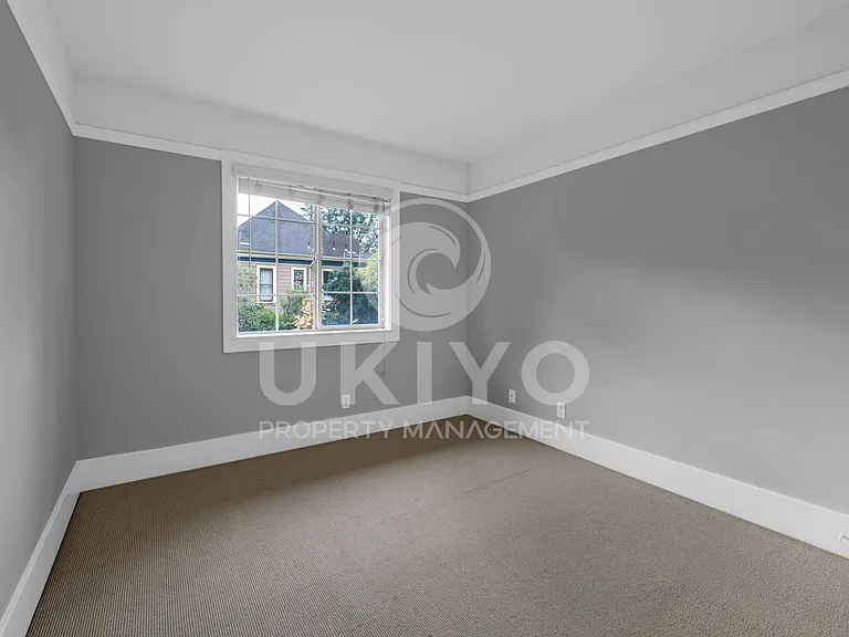 620 Alcatraz Ave #D — Photo 18