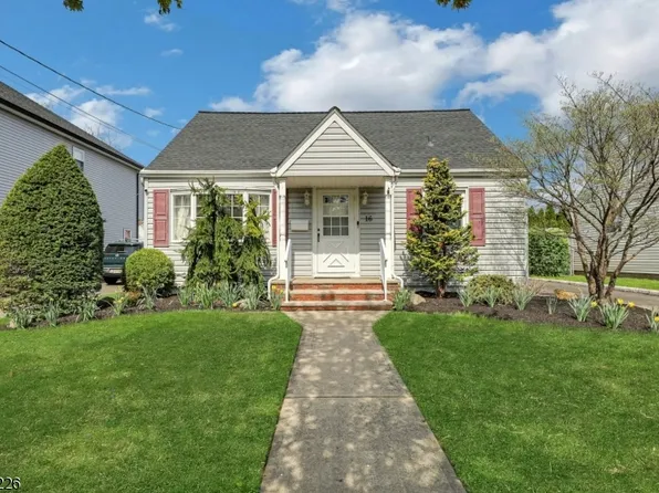 16 Maple Hill Rd, Clifton City, NJ 07013