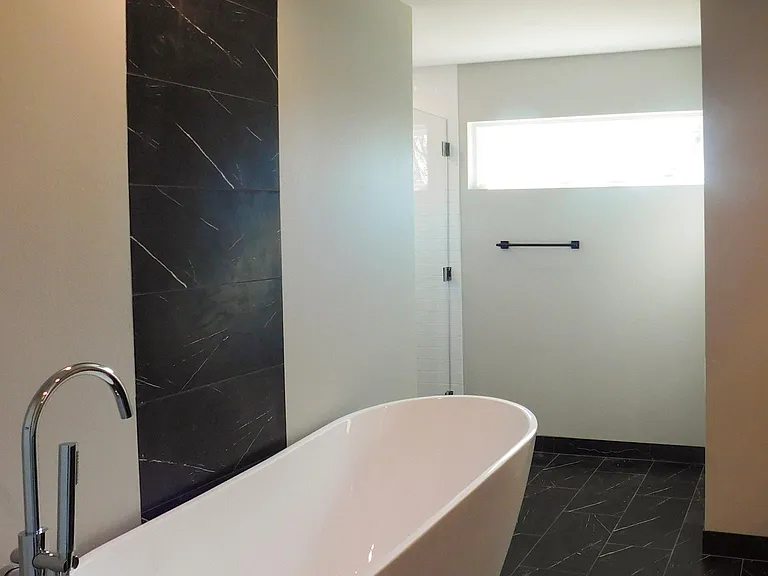 1001 Cardinal Ln — Photo 19