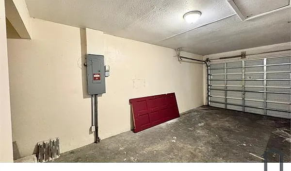 3087 Saint Clair Ave #B — Photo 5