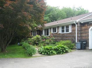 139 Pleasant Dr, Bethany, CT 06524