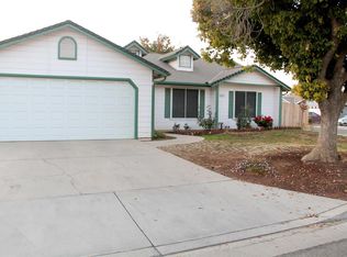 2273 N Mitre Ave, Fresno, CA 93722