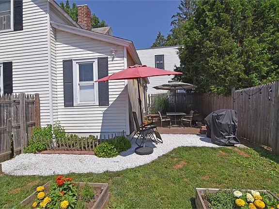 3rd image of 19 Spruce Street