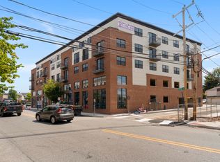 348 Bridge St #307, Phoenixville, PA 19460