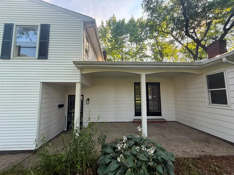 6939 Highland Dr — Photo 2