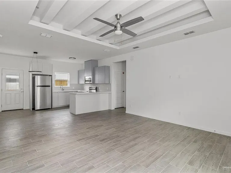 304 W Campeche Ave #3 — Photo 8