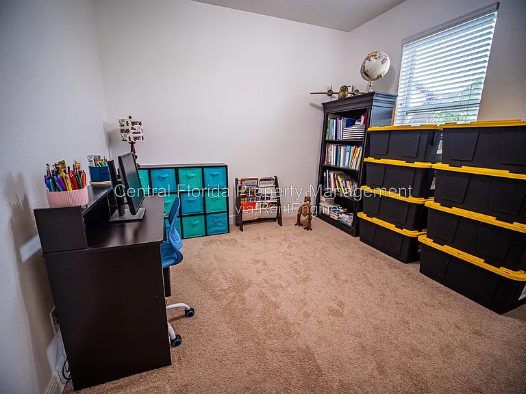 9861 Lenox St — Photo 23