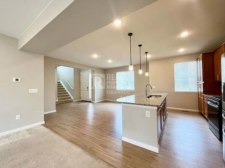 11909 Norfolk Ct — Photo 3