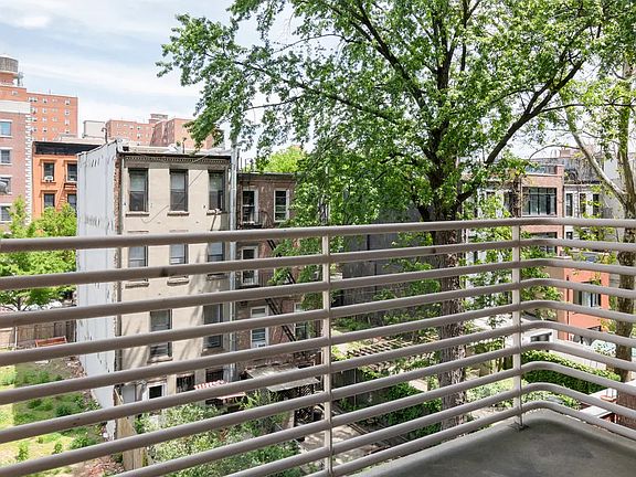 3rd image of 161 E 110th St APT 4A
