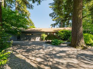 17542 Kirkwood Rd, Gladstone, OR 97027
