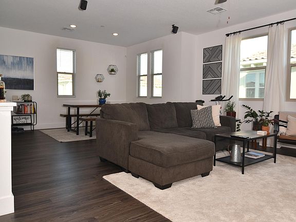 4th image of 5301 E Commerce Way Unit 20104