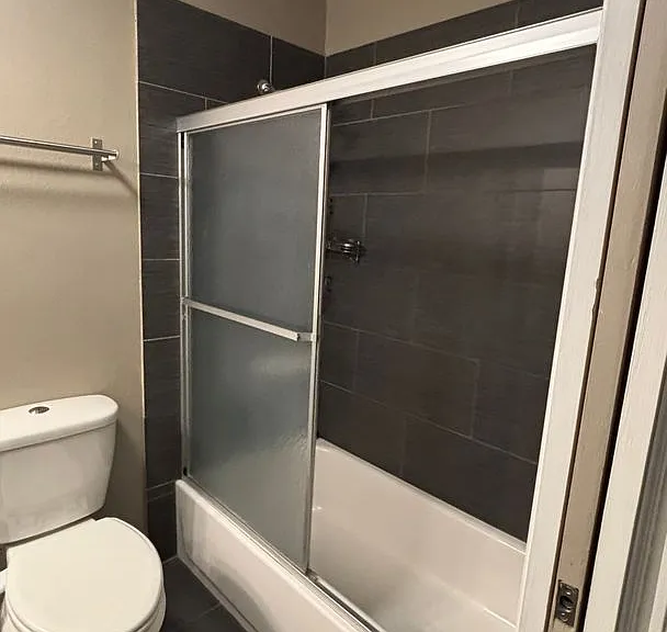819 E San Miguel St #2 — Photo 7