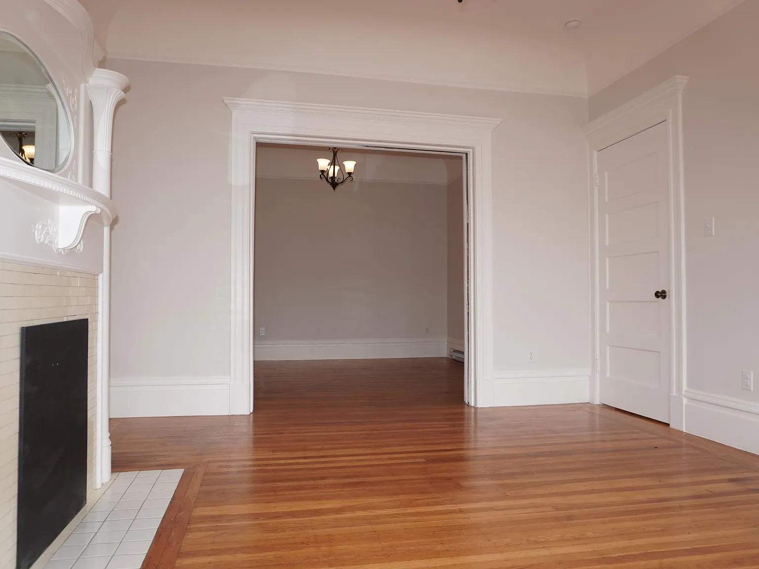 3 bed, 1.5 bath, $9,000 — Photo 3