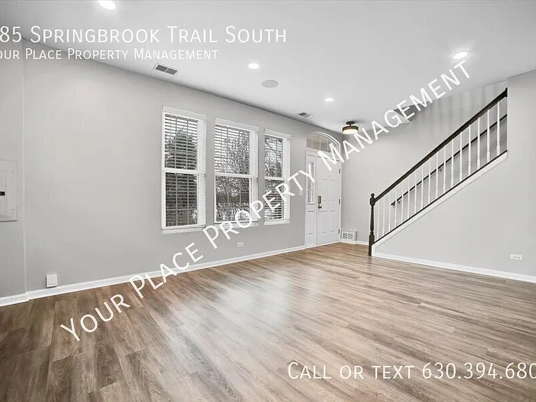 285 Springbrook Trl S — Photo 5