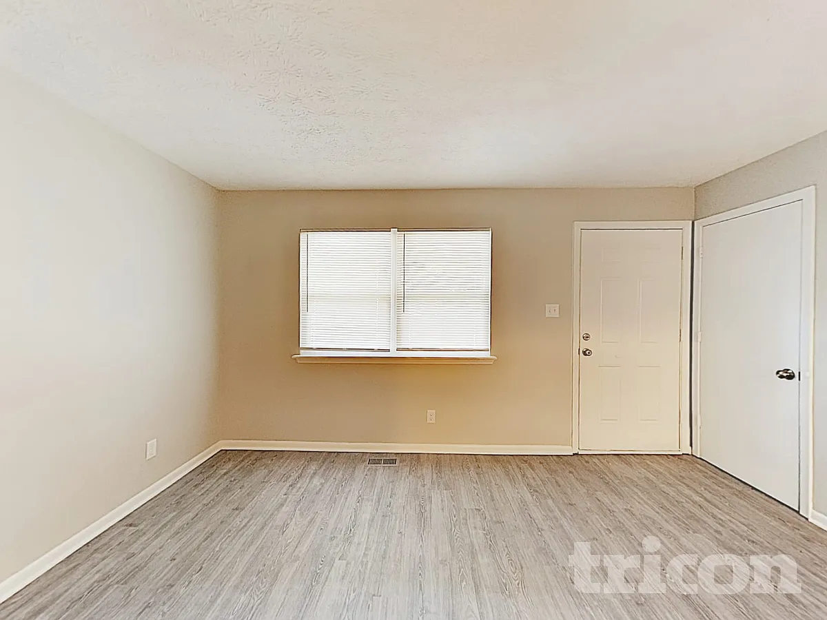 Building Photo - 8605 Lighthorse Dr