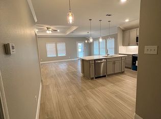 10624 Grady Ln, Dallas, TX 75217
