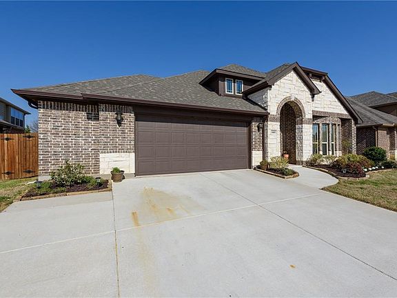 4th image of 1005 Longhorn Dr