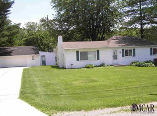 7960 Wiseman Rd, Lambertville, MI 48144