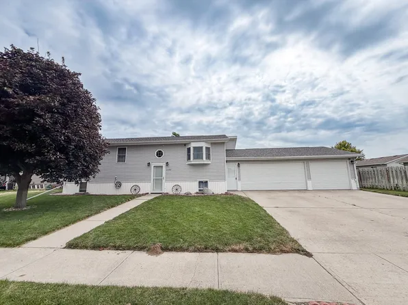 2386 Ohio Ave SW, Huron, SD 57350