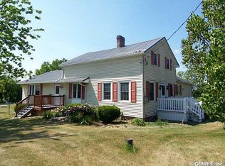 10670 Asbury Rd, Le Roy, NY 14482