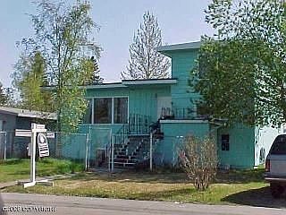 2nd image of 1409 Juneau St