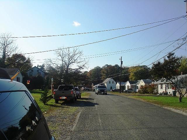 2nd image of 2918 Irisdale Ave