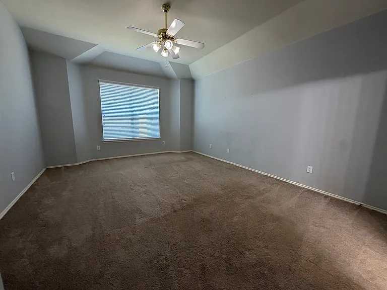3404 Hidden Valley Dr — Photo 14