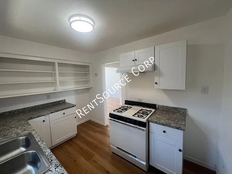 850 Linda Ln — Photo 15