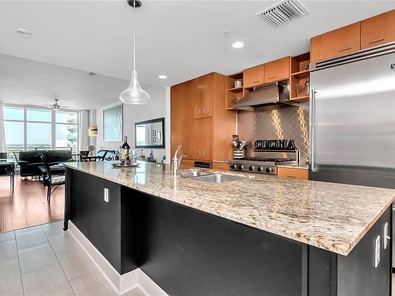 2nd image of 1120 E Kennedy Blvd Unit 918