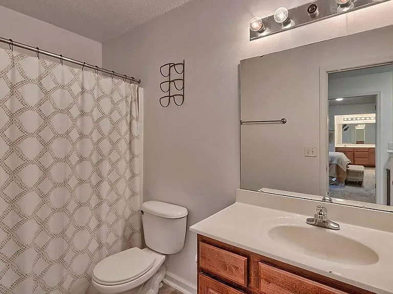 189 Hester Woods Dr — Photo 12