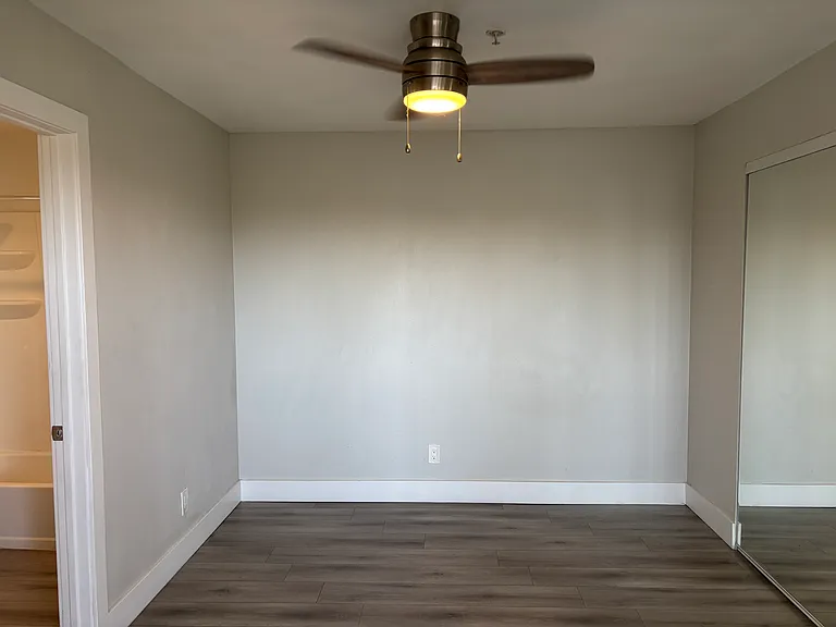 PARK CITY WALK APARTMENTS — Photo 45