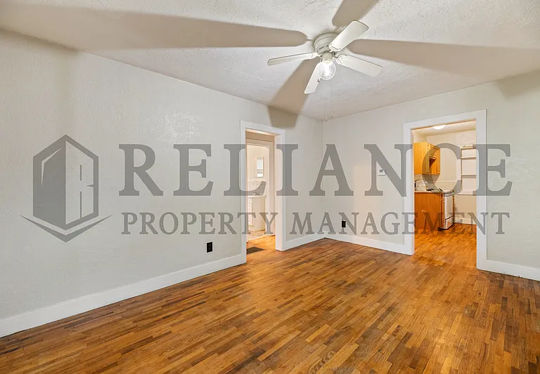 1710 W 1st St N — Photo 10