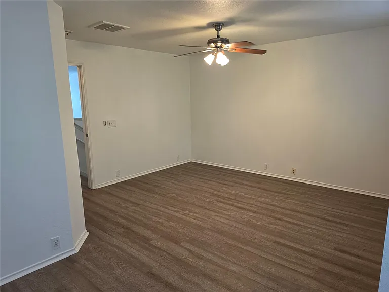 3418 Glenmore Meadow Dr — Photo 9