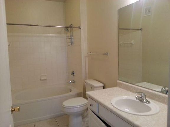5th image of 17930 Villa Crk