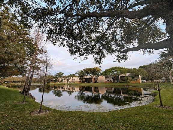 4th image of 5132 S University Dr #5132