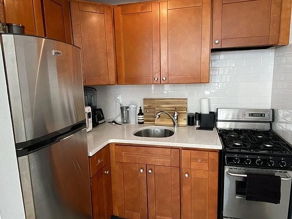 4th image of 89 Bleecker St APT 4A