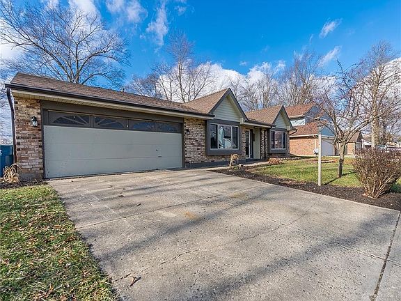 4th image of 8941 Willowgate Ln
