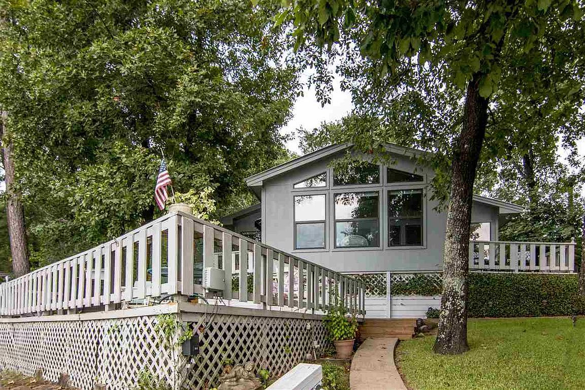 2121 E Lake Dr, Gladewater, TX 75647 Zillow