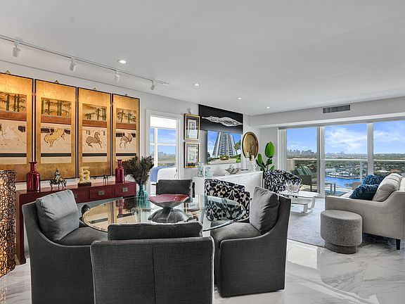 4th image of 2701 N Ocean Boulevard #17e