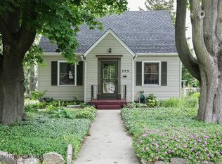 523 Preston Ave, Elgin, IL 60120