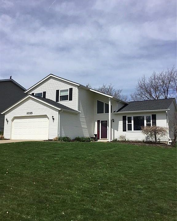 1st image of 1055 Oakbrooke Dr